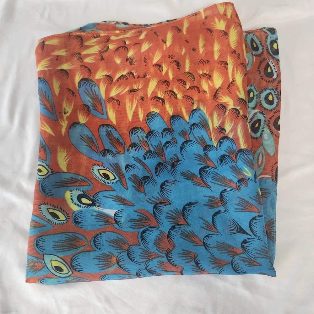 Colorful Peacock-Pattern Lightweight Women's Scarf - Blue, Orange, Green